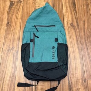 Passenger 27L 2.0 Backpack Travel Day Pack with Laptop Storage Teal